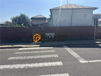 Teren intravilan+casa demolabila zona Centru- Focsani - foto 7