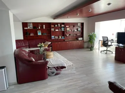 Apartament 100 mp, Bulevardul Nicolina – Rond Vechi, mobilat și utilat - Iasi