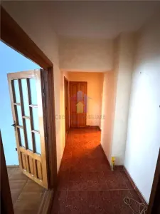 83 MP ! 3 camere, decomandat, , etaj intermediar in bloc cu lift, Tineretului - foto 6