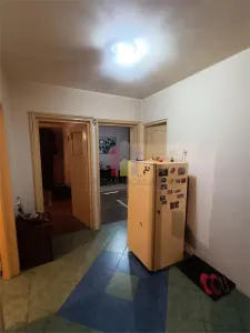 Etaj 1 ! Ap. 3 camere decomandat, 74 mp, Calea Galati - foto 6