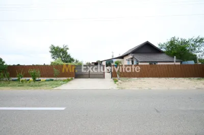 Casă cu teren generos – Vedea-Arges - foto 2