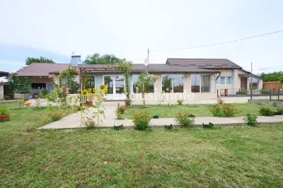 Casă cu teren generos – Vedea-Arges - foto 8