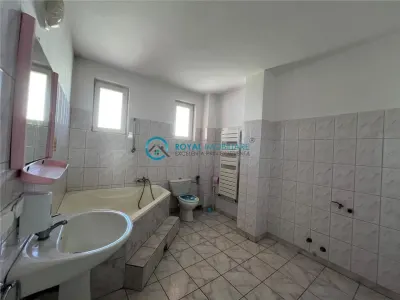 Royal Imobiliare - Vanzare Spatiu Birouri Zona Piata Mihai Viteazu - foto 18