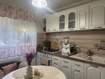 Vânzare apartament 2 camere | Titan | bloc 1982 | parter /10 | decomandat | renovat | mobilat si utilat | - Bucuresti
