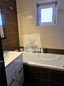 Apartament 2 camere 52 mpu si gradina Selimbar - foto 8