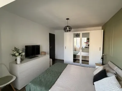 Decomandat, 83 mp, mobilat si utilat - foto 7