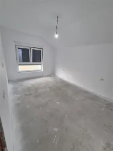 DUPLEX P+M - 102 mp utili + 16 mp terasă + 325 mp teren - ZONĂ ASFALT - TOATE UTILITĂȚILE - foto 7