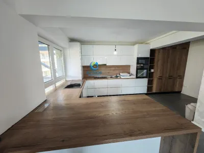 Inchiriem Apartament 3 Camere, Partial Mobilat, Open Space, Tractorul - foto 14