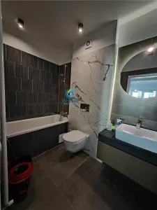Inchiriem Apartament 3 Camere, Partial Mobilat, Open Space, Tractorul - foto 16