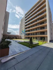 Inchiriem Apartament 3 Camere, Partial Mobilat, Open Space, Tractorul - foto 3