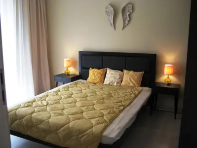 Inchiriem Apartament 2 Camere, Modern, Semidecomandat, Centrul Civic - Brasov