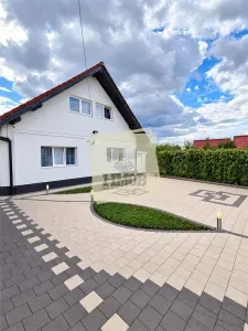 Casa 7 camere 210 mp utili si teren 800 Sibiu - foto 2