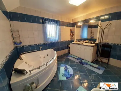 Casa de vanzare cu 4 camere in Alba Iulia - foto 16