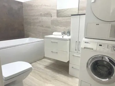Mobilat si utilat cu 2 bai in bloc nou - foto 6