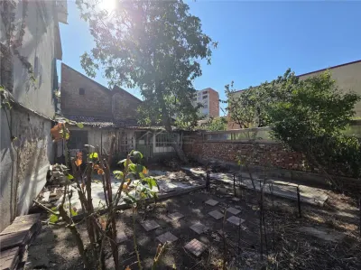 Casa cu 4 camere,curte individuala,acces auto,,ultracentral,Oradea - foto 3