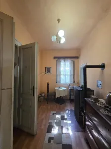 Casa cu 4 camere,curte individuala,acces auto,,ultracentral,Oradea - foto 7