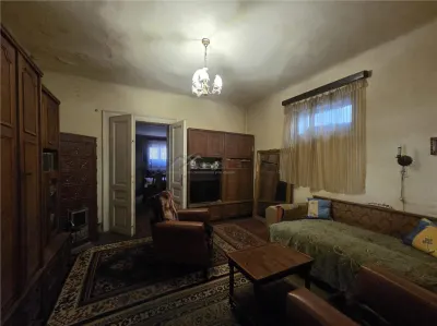 Casa cu 4 camere,curte individuala,acces auto,,ultracentral,Oradea - foto 10