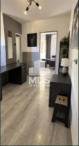 Decomandat la etajul 3, mobilat si utilat cu centrala propie - foto 5