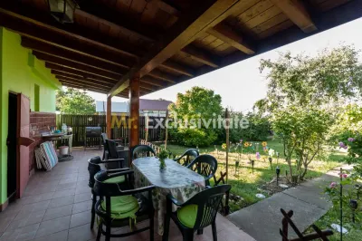 Casa vintage în com. Uliesti, jud. Dâmbovița cu livadă generoasă și anexă - foto 2