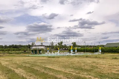 Motel, camping, piscina si lacuri de pescuit pe un teren de 49 285 mp - foto 14