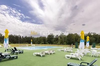 Motel, camping, piscina si lacuri de pescuit pe un teren de 49 285 mp - foto 3