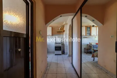 Apartament Trivale et.1 linga Piata si Sc.12 - foto 6