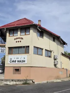 vila cu 3 apartam., spalatorie, teren 316 mp, Fedelesoiu, Daesti, Rm. Valcea - foto 2