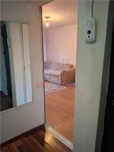 Zona Dacia Apartament 2 camere decomandat etaj 2 mobilat si utilat - foto 2