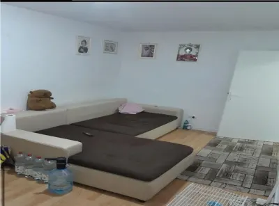 Etaj 1 in bloc anvelopat cu centrala termica propie - foto 3