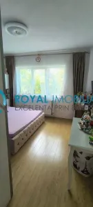 Royal Imobiliare - Vanzare apartament 3 camere zona Democratiei - foto 2