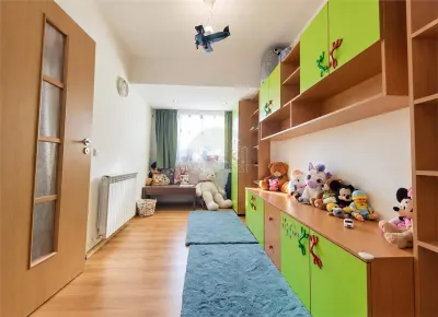 Apartament 3 camere 2 bai si balcon  Calea Poplacii - foto 12