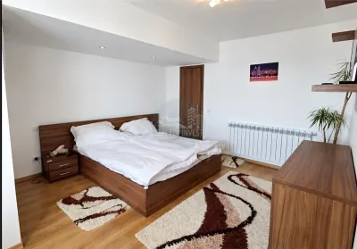 Apartament 3 camere 2 bai si balcon  Calea Poplacii - foto 7