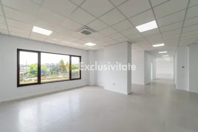 Spațiu comercial generos – 160 mp – poziție premium pe Craiovei! - foto 2