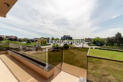 Spațiu comercial generos – 160 mp – poziție premium pe Craiovei! - foto 4