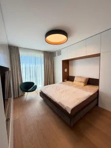 Apartament PREMIUM cu curte, terasă și lift cu acces direct în living - foto 12