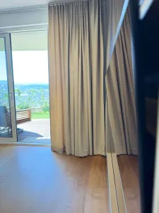 Apartament PREMIUM cu curte, terasă și lift cu acces direct în living - foto 37