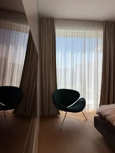 Apartament PREMIUM cu curte, terasă și lift cu acces direct în living - foto 40