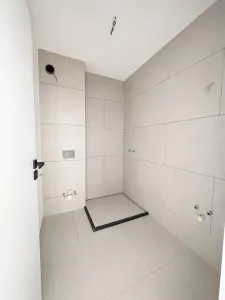 Apartament 2 camere, depozitare, etaj intermediar, balcon, garaj, boxa - foto 3