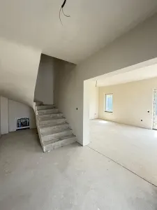 Triplex 4 camere DECOMANDATE, 112 mp utili, 184 mp curte, Urusagului - foto 13