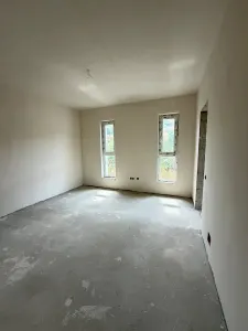 Triplex 4 camere DECOMANDATE, 112 mp utili, 184 mp curte, Urusagului - foto 5