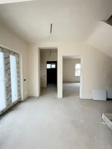 Triplex 4 camere DECOMANDATE, 112 mp utili, 184 mp curte, Urusagului - foto 10