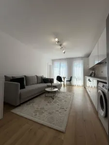 Apartament 2 camere, balcon, etaj intermediar, garaj, zona Eroilor - foto 5