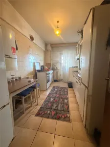 Centru Civic - A . Panu (Judecatorie) , 3 camere  2 bai  76 mp - foto 4
