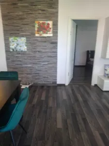 Apartament 2 camere, balcon, etaj intermediar, BMW - foto 6