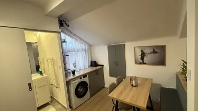 Apartament ultracentral de 41 mp utili, în imobil istoric – Str. Regel - foto 6