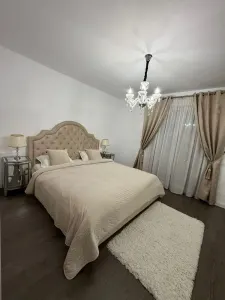 Apartament 3 camere decomandate, 2 bai,balcon, etaj intermediar, garaj - foto 4