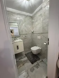 Apartament 3 camere decomandate, 2 bai,balcon, etaj intermediar, garaj - foto 8