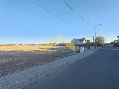 TEREN INTRAVILAN DE VANZARE GRADISTE-UTILITATI PE TEREN - foto 2