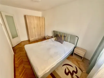 Apartament 2 camere, Et.3, 55 mp - Zona Dambovita - foto 7