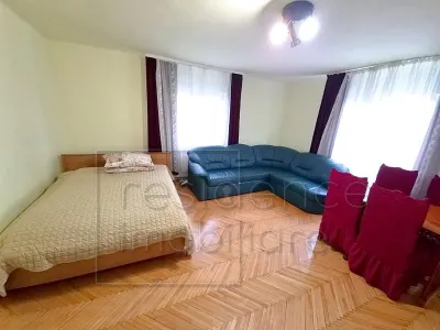 Camera la casa, Zorilor, zona UMF si USAMV+Curte - Cluj-Napoca